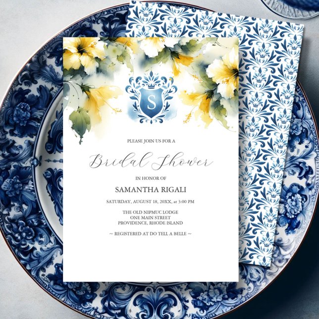 Convites de chá de panela azul e amarelo (Blue and yellow bridal shower invitations watercolor flowers and monogrammed crest unique art.)