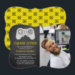 Convites de festa de despedida de solteiro com fot<br><div class="desc">Celebre com estilo com esses convites de despedida de solteiro modernos. O design é fácil de personalizar com sua própria redação e sua família e amigos ficarão emocionados quando receberem esses convites de festa fabulosos.</div>