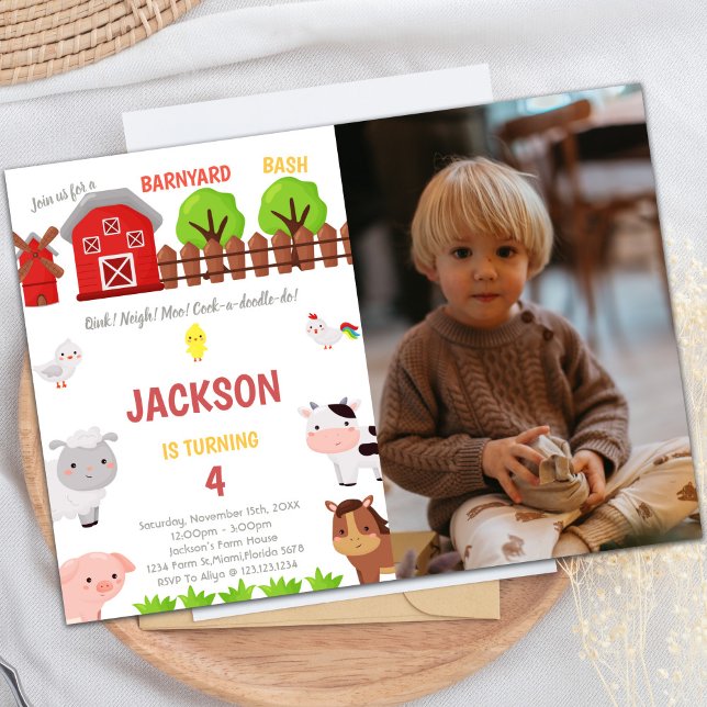 Convites de festas de Fazenda personalizáveis para (Green Farm Birthday Invitations with photo)