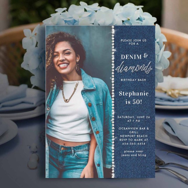 Convites Denim Diamantes Bling Glitzy Foto 50º Aniversário (denim and diamonds birthday party women 50th elegant classy glitzy photo template chic)