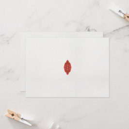 Convites design vermelho e castanho sobre fundo branco