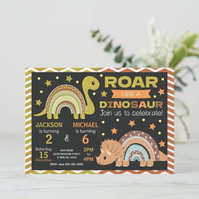 Convites Dinosaur Joint Birthday Invitation for Siblings (Em pé/Frente)