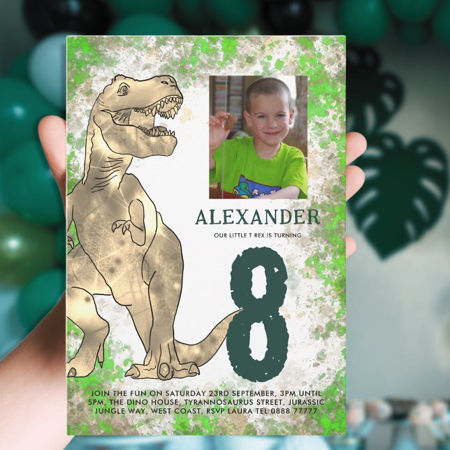 Convites Dinossaur Jungle Festa de aniversário Fotografia M (T-Rex dinosaur jungle 8th birthday party invitation with photo template green and brown watercolor )