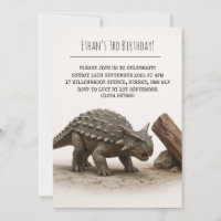 Dinossauro Armado Realista Perto da Árvore Anivers