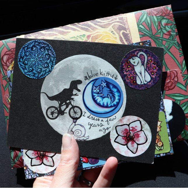 Convites Dinossauro Bike e lua retro 80s Dino (Criador carregado)