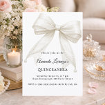 Convites Doce 16 arcos pérolas brancas marfim elegantes<br><div class="desc">Celebre um aniversário de 16 anos especial com este convite elegante para Sweet 16, apresentando um laço marfim acentuado com detalhes delicados de pérolas. Fundo branco. Projetado com tipografia refinada e um layout limpo e sofisticado, este convite oferece uma aparência atemporal e feminina perfeita para uma celebração memorável de Sweet...</div>