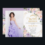 Convites Doce 16 Foto De Aniversário Floral Lilac Blush<br><div class="desc">Personalize este adorável convite fotográfico de 16 de junho,  doce,  com uma redação simples e rápida,  basta pressionar o botão personalizá-lo para reorganizar e formatar o estilo e a colocação do texto. Itens correspondentes disponíveis no repositório! c) O Feliz Cat Studio</div>