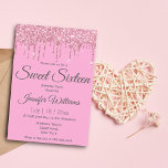 Convites doce dezesseis brilhos cor-de-rosa<br><div class="desc">doce dezesseis vezes cor-de-rosa pingando brilhos aniversários Convite, personalizado</div>
