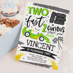 Convites Dois Festa de Carro Verde de Festa Rápida de segun<br><div class="desc">Dois Convite de festas de carro de corrida verde de segundo aniversário rápido Todos os designs são © PIXEL PERFECTION PARTY LTD</div>