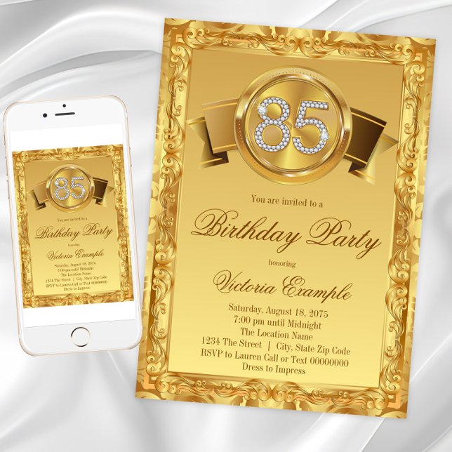 Convites Dourada Diamond Swirl Womans 85º aniversário (85th birthday party invitation with diamond numbers on a beautiful gold background. )