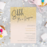 Convites Dourada foto cor-de-rosa com brilho doce 16<br><div class="desc">É uma surpresa! Elegante simples e moderno gradiente ombre de brilho dourado em foto cor-de-rosa pincelada pastel Sweet 16 com confete dourado</div>