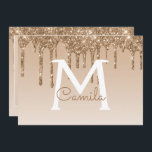 Convites Dourada Glitter Quinceanera Salve a Data<br><div class="desc">Dourado Sparkle e Coletor de Glitter Quinceanera Celebration Nome Monograma e Salvar Inicialmente o Convite de aniversário de Data. Este convite é perfeito para o Dourado Sparkle Glitter Quinceanera Party,  que está a tentar celebrar no Dourado.</div>