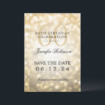 Convites Dourado Bokeh 60th Birthday Guarde a Data<br><div class="desc">Design de "60ª Festa de aniversário" elegante com luzes Bokeh e nome personalizado e texto de detalhes. Fácil de usar e fácil de personalizar. Faça o pedido hoje!</div>