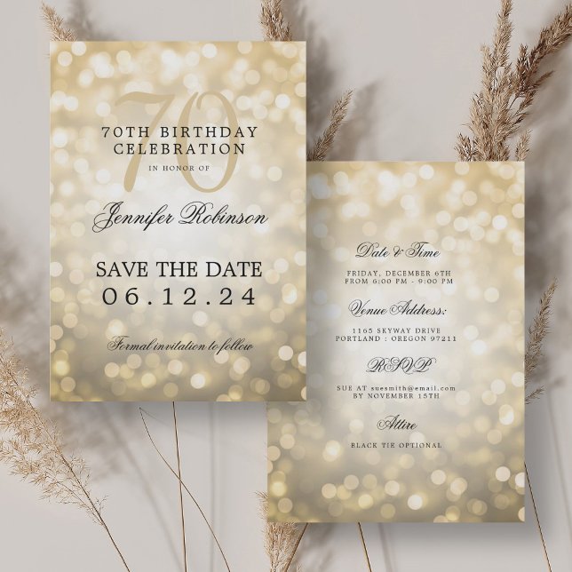 Convites Dourado Bokeh 70 Birthday Guarde a Data com Detalh (Gold Bokeh 70th Birthday Save the Date w/ Details Invitation)