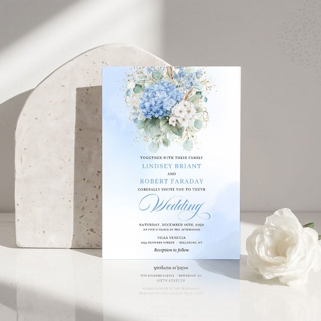 Convites Dreamy Blue Hydrangea Gold Floral Wedding Invite (Dreamy Blue Hydrangea Gold Floral Wedding Invitation)