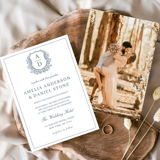 Convites Dusty Blue Leafy Crest Monograma Casamento Elegant (Criador carregado)