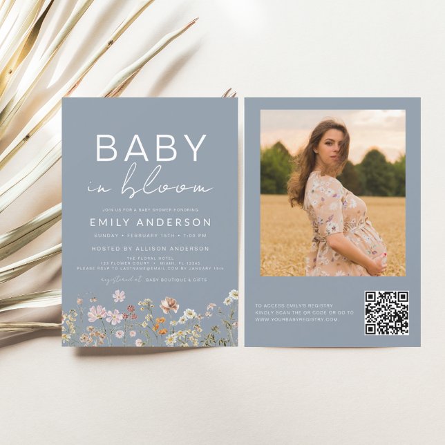Convites Dusty Blue QR Code Wildflower Baby in Bloom Chá (Criador carregado)