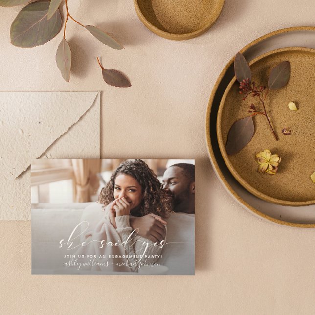 Convites Ela Disse Sim 3 Fotografias, Noivado de Código QR (Engaged & Excited! Join Us for the Party 🥂💍 [Personalize Here])