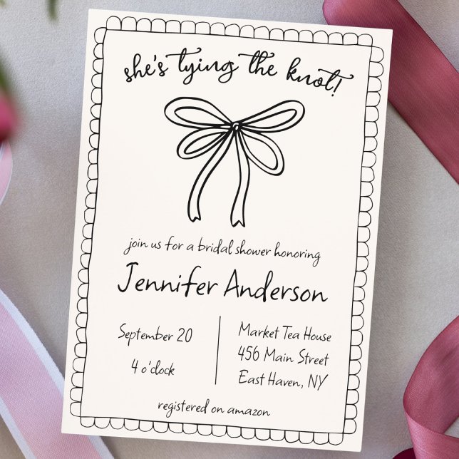 Convites Ela é casando e Chá de panela Arco Desenhado ("she's tying the knot" hand drawn doodle whimsical bridal shower invitation coquette bow scallop)