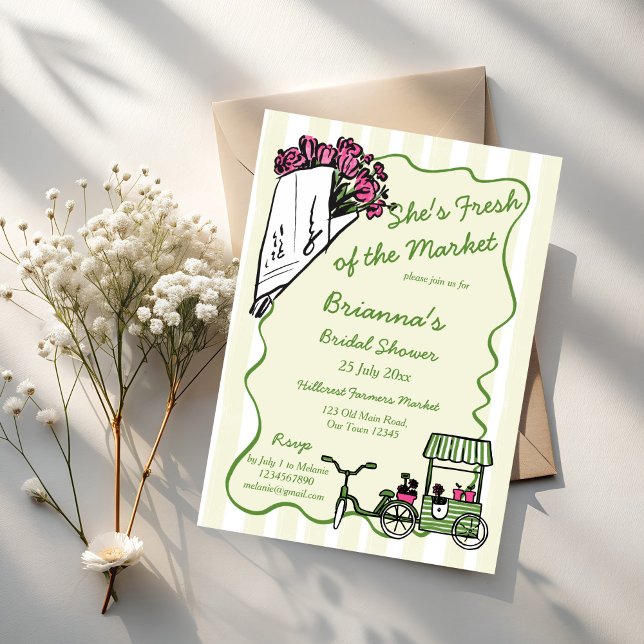Convites Ela está fresca do chá de panela de mercado (She's fresh of the market bridal shower invitation card template handrawn wavy border sketch flowers)