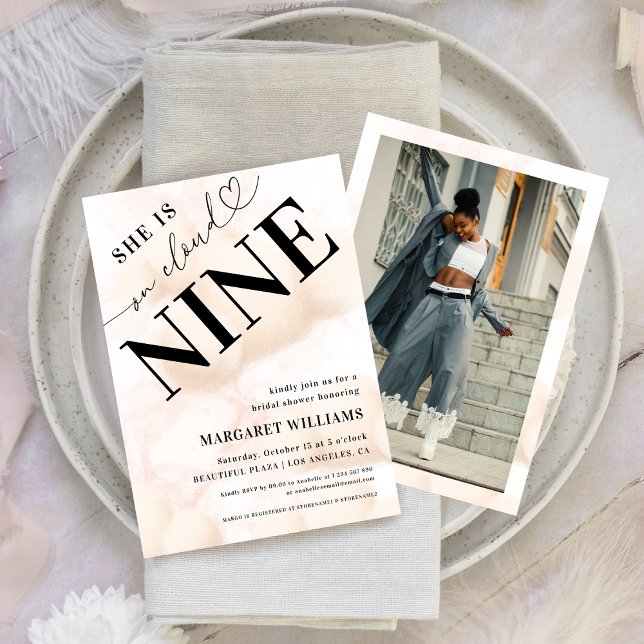 Convites Ela está no Chá de panela Cloud Nine Heart Script (Criador carregado)