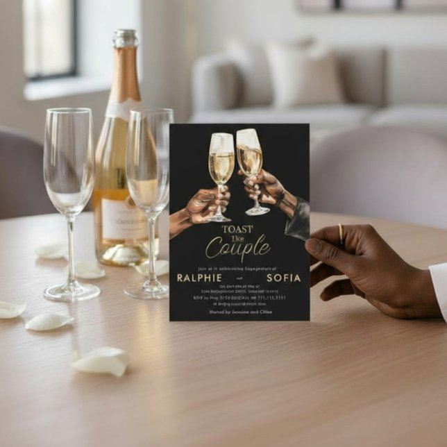 Convites Elegant Gold Toast Couple Engagement Celebration (Criador carregado)
