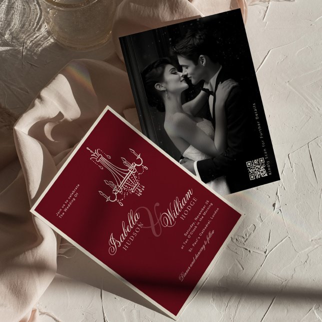 Convites Elegant Old Money Deep Burgundy QR Code Wedding (Criador carregado)