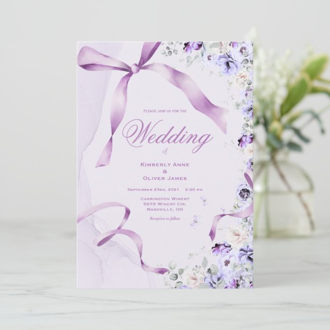 Convites Elegant Purple Floral Ribbons Wedding Invitation (Em pé/Frente)