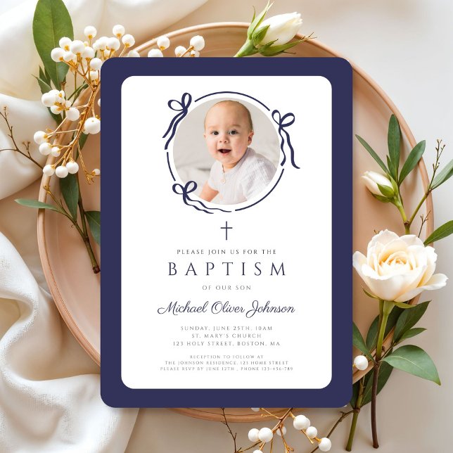 Convites Elegante Batismo de Menino com Laço Azul Marinho e (Elegant Navy Blue Bow Photo Boy Baptism Invitation)