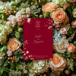 Convites Elegante Burgundy e Floral Dourado Salve a Data