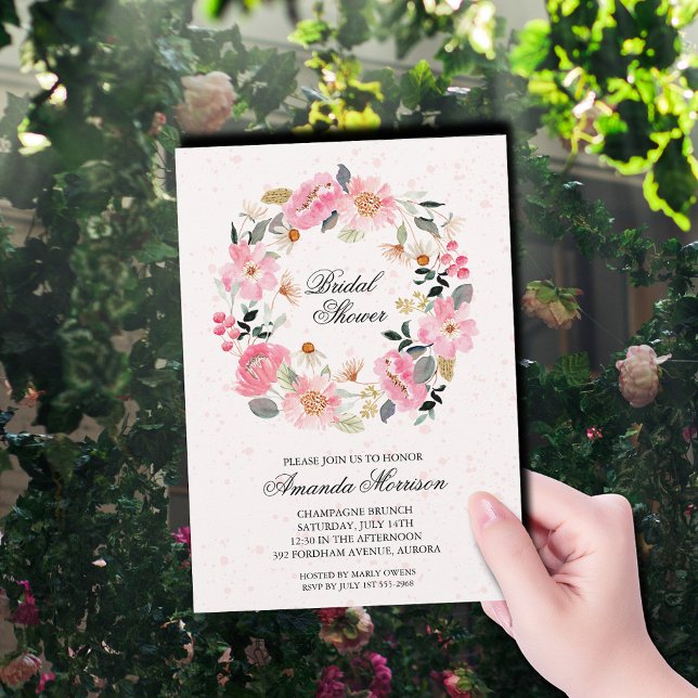 Convites Elegante Chá de panela Floral Wreath (Elegant pink garden flowers wreath bridal shower invitations)