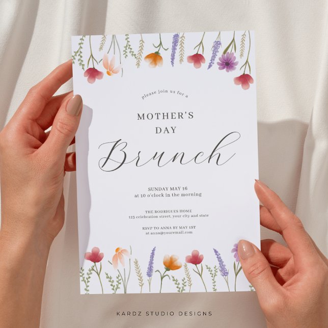 Convites Elegante Floral Dia de as mães Brunch (Mother´s Day invitation, 5 x 7 size. Other sizes and digital downloads available.)