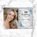 Convites Elegante Light Dusty Blue Rosa Foto 50º aniversári<br><div class="desc">Elegante convite floral feminino para o 50º aniversário com sua foto. Design com falso brilho de prata. Apresenta faixas, rosas azuis-claros empoeirados, fontes de script e confetti. Perfeito para uma festa de comemoração de na moda adulto. Personalize com seus próprios detalhes. Pode ser personalizado para qualquer idade! Impressos convites Zazzle...</div>