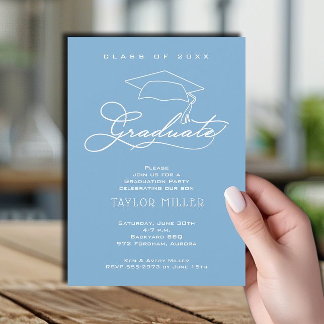 Convites Elegante Pó Azul Graduação de Capelo (Elegant white script and grad hat powder blue graduation party invitations)