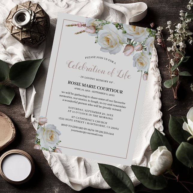 Convites Elegante Rosa Branca Memorial | Celebração da Vida (Criador carregado)