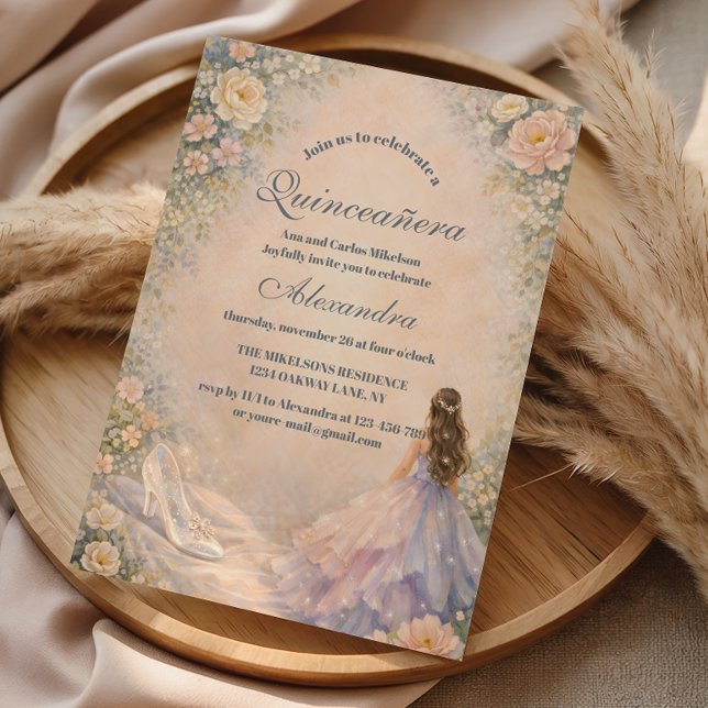 Convites Encontada Princesa Conto de Fadas Quinceañera (Criador carregado)