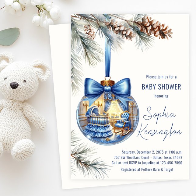 Convites Enfeite de árvore de Natal azul para chá de bebê (Boy Christmas tree ornament baby shower invitation with cute nursery scene inside the glass bauble.)