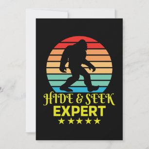 Convites Especialista em Esconde-Esconde Bigfoot Engraçado