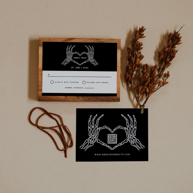 Convites Esqueleto de Casamento Gótico Mãos Código QR de Ca (Criador carregado)