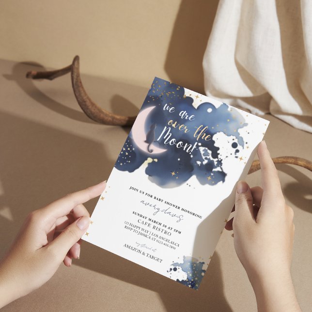 Convites Estamos sobre o chá de fraldas azul da lua (Criador carregado)