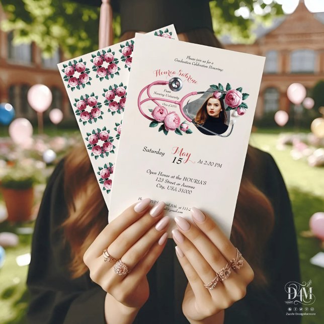 Convites Estetoscópio Rosa Floral Moderno para Formatura (Criador carregado)