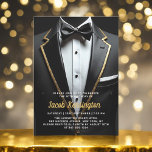 Convites Evento de aniversário de Tuxedo, 30 preto e Dourad<br><div class="desc">Comemore em estilo com este Convite de Aniversário de Tuxedo, Preto e Dourado, exuando elegância e sofisticação. O fundo preto elegante e os sotaques dourados que brilham dão o tom para um caso luxuoso, perfeito para uma celebração de marco. Com seu refinado design, inspirado em tuxedo, esse convite capta a...</div>