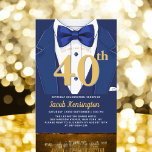 Convites Evento de aniversário de Tuxedo azul e Dourado do<br><div class="desc">Celebre em estilo com este Marinho, Convite de Aniversário de Tuxedo Azul e Dourado, exuando elegância e sofisticação. O elegante fundo azul Marinho e sotaques dourados martelados dão o tom para um caso luxuoso, perfeito para uma celebração de marco. Com seu refinado design, inspirado em tuxedo, esse convite capta a...</div>