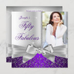 Convites Fabuloso 50 Foto Prateada Roxo Arco 50º Aniversári<br><div class="desc">Fabuloso 50, Foto, arco prateado e roxo com amortecedor prateado. Moderno Elegante e Na moda 50º Convites de aniversário. Todos os convites de Ocasion para adicionar fotos. Todos os convites de aniversário de Ocasiões. Personalize com seus próprios detalhes e idade. Modelo para Sweet 16, 16, Quinceanera 15, 18, 20, 21rua,...</div>