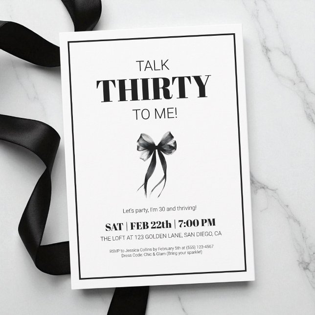 Convites Falar em preto e branco Faz trinta pra mim Trinta  (Black and White Talk 30 to Me Thirty Bow Birthday Invitation)