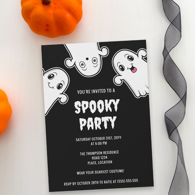 Convites Fantasmas Spooky Festa de Halloween Preto e Branco (Fun and cute ghost design for a spooky Halloween party. Personalize with your custom text.)
