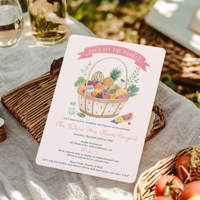 Convites Farmer Basket do chá de panela floral (Farmer Basket Off the market floral bridal shower Invitation)