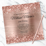 Convites Faux Rosa Dourado Glitter Foil Monograma 60º Anive<br><div class="desc">Um glamouroso monograma de 60º aniversário de convite para ela. Brilhante rosa de ouro cintilante contra um design gráfico de folha metálica fina e brilhante, de coordenação. O monograma e o texto do script de caligrafia branca e rico podem ser personalizados ou excluídos. Altere o estilo do texto, a cor,...</div>