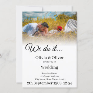 Convites Fazemos isso - beijando Casal num Prado