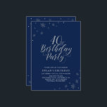 Convites Festa de 40 Anos Moderna e Chic Prata e Azul Marin<br><div class="desc">Vamos celebrar seu dia especial com este convite de festa prateado e elegante. Este design apresenta tipografia prateada chic "Festa de 40 Anos" com gráficos cintilantes. A cor de fundo é azul marinho, mas sinta-se à vontade para alterar para combinar com o tema da sua festa. Mais convites de aniversário...</div>